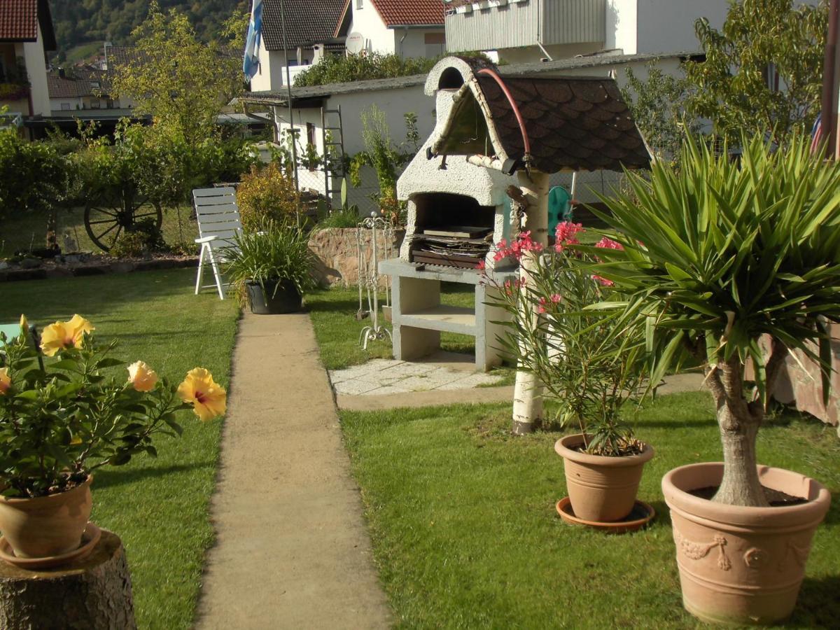 Großheubach Ferienwohnung Am Brunnen מראה חיצוני תמונה