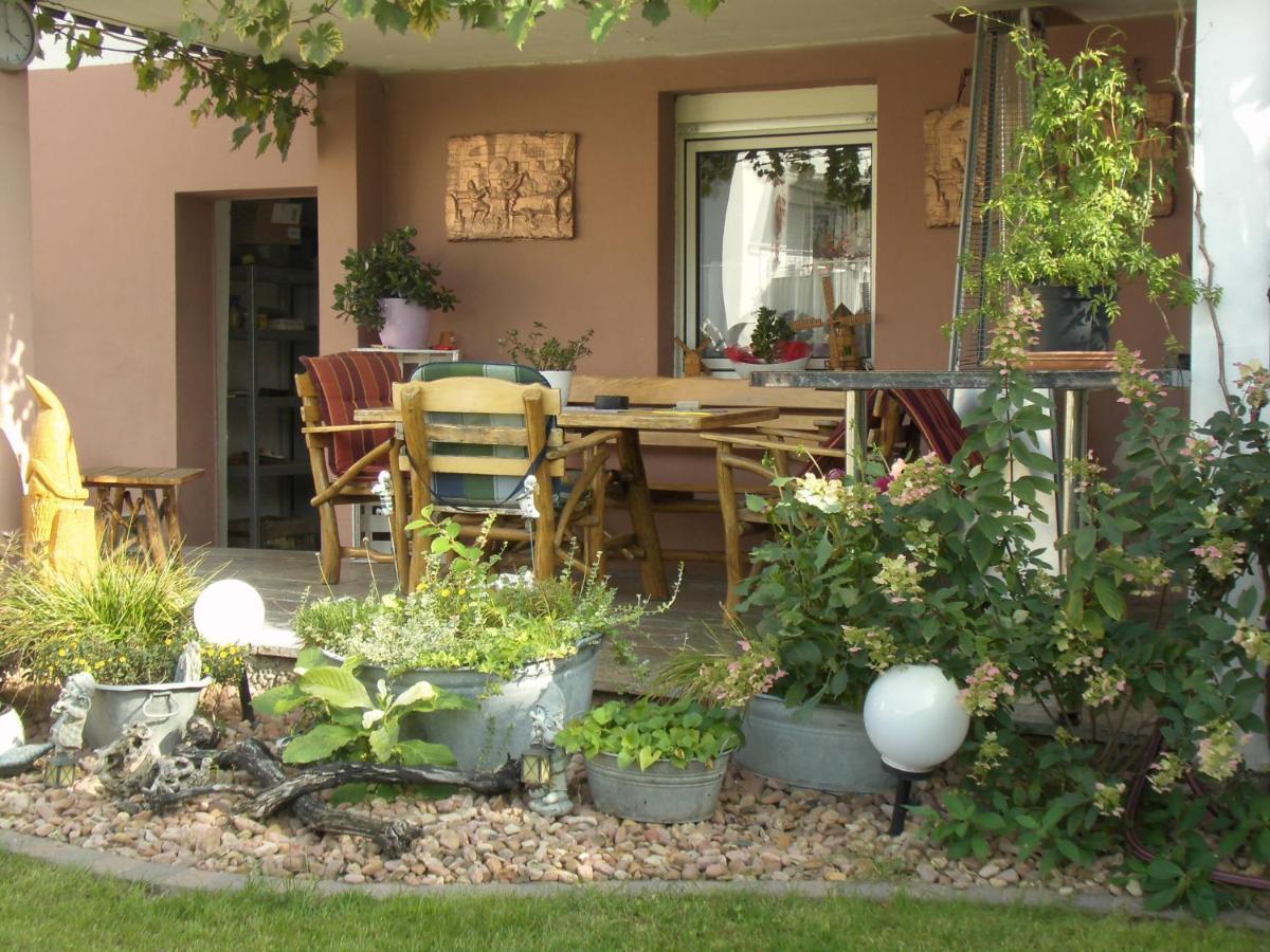 Großheubach Ferienwohnung Am Brunnen מראה חיצוני תמונה