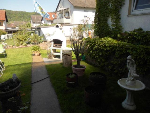 Großheubach Ferienwohnung Am Brunnen מראה חיצוני תמונה
